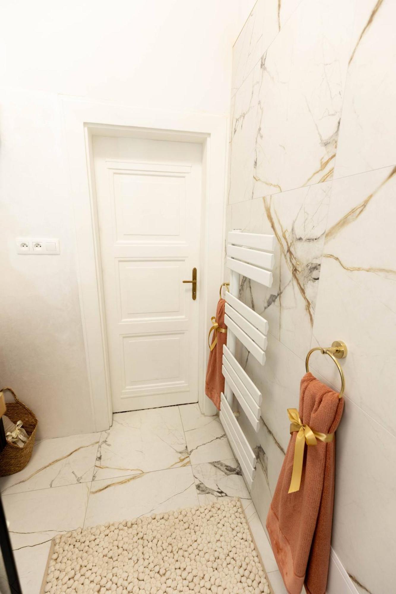 New, Stylish And Spacious Apartment Bratislava Exteriér fotografie
